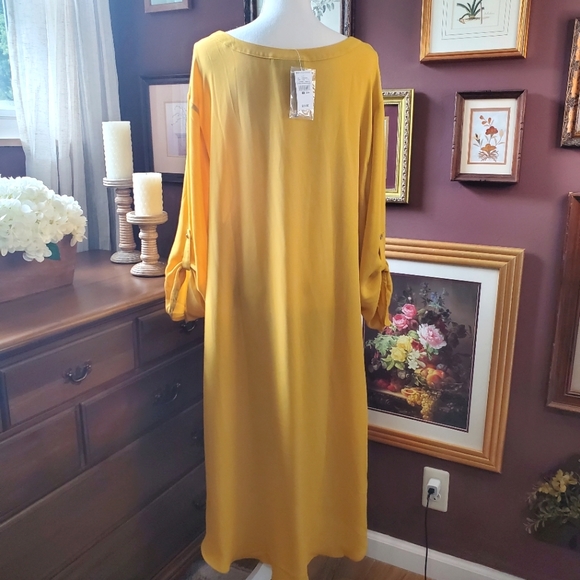 Plus Size Ashley Stewart 22/24 Yellow High Low blouse top - Picture 2 of 10